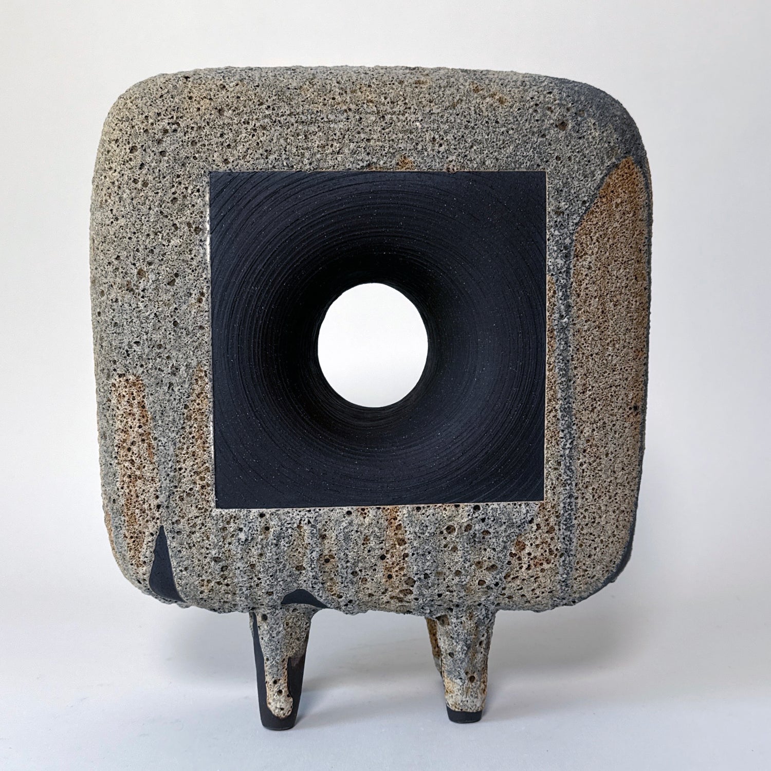 NEBULA.8 WONDERPORTAL IN LUNA