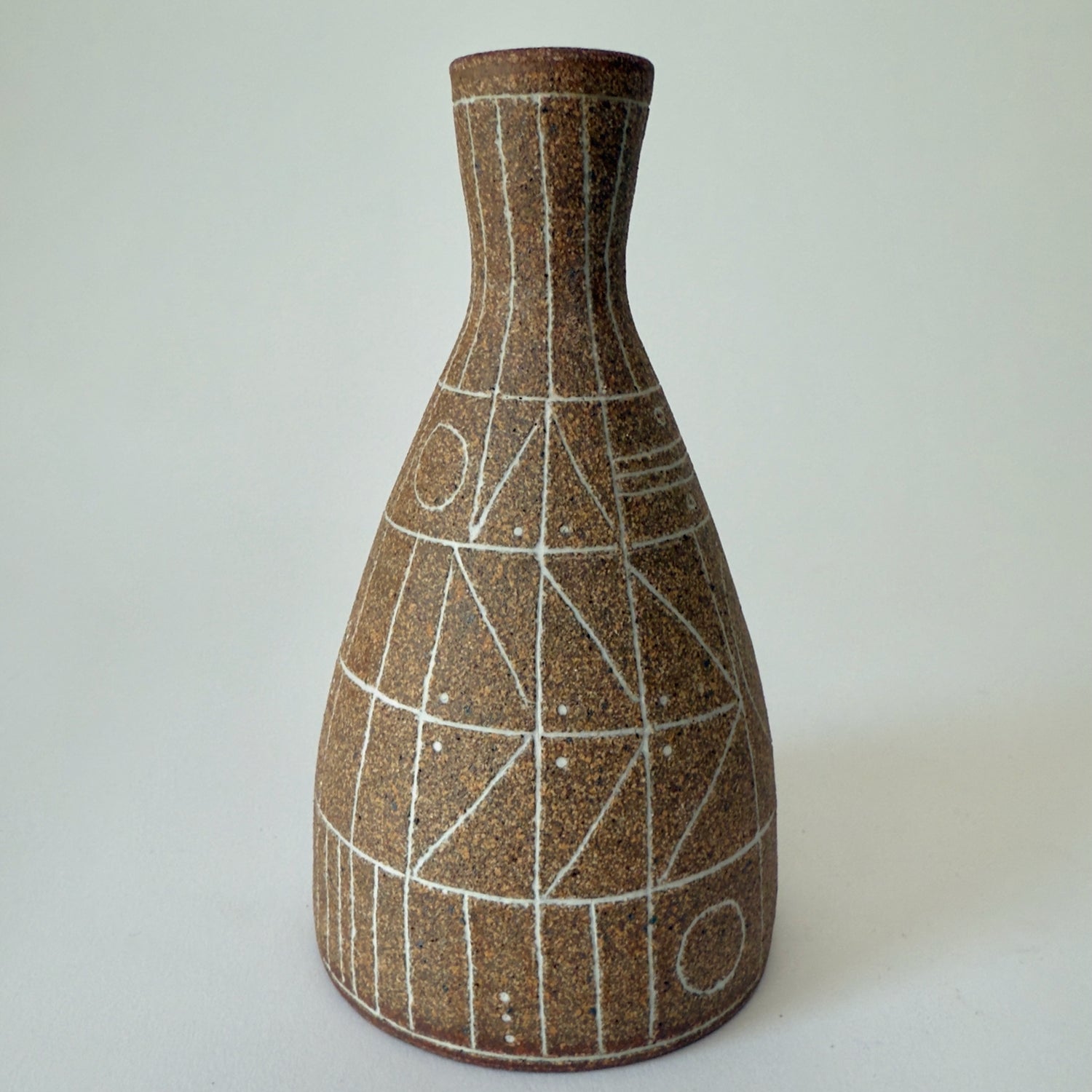 Scribe Vase in Sable