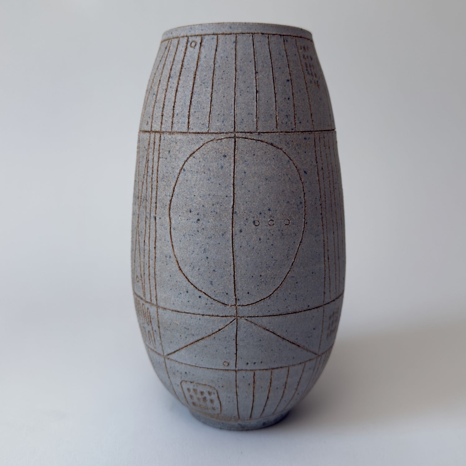 Scribe Vase in White