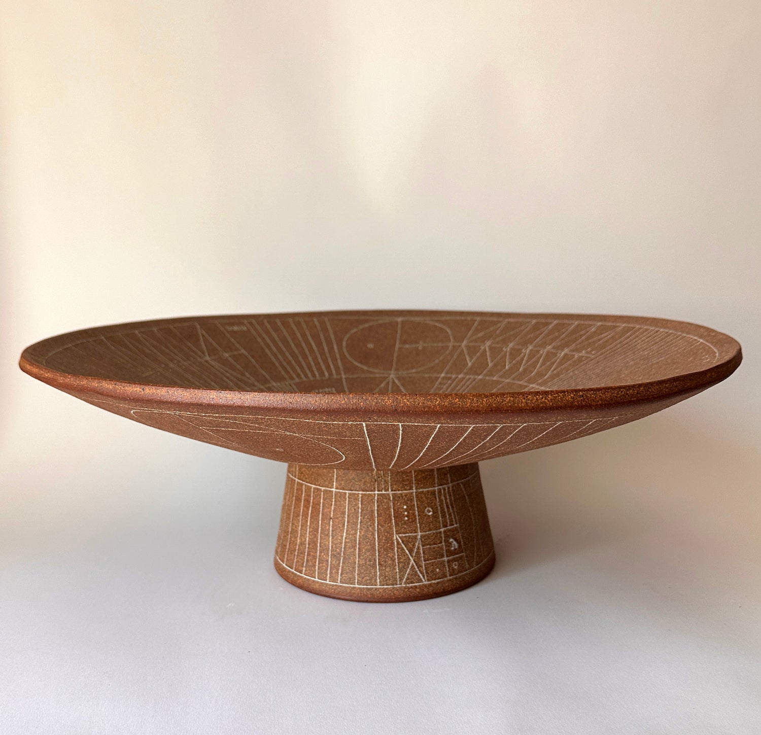 Scribe Platter in Sable