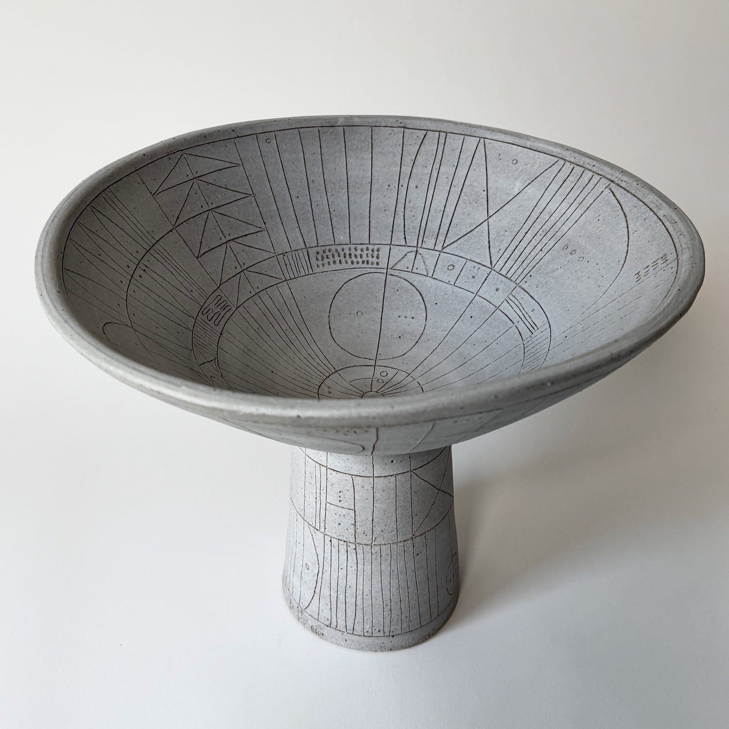 Scribe Pedestal Bowl in White