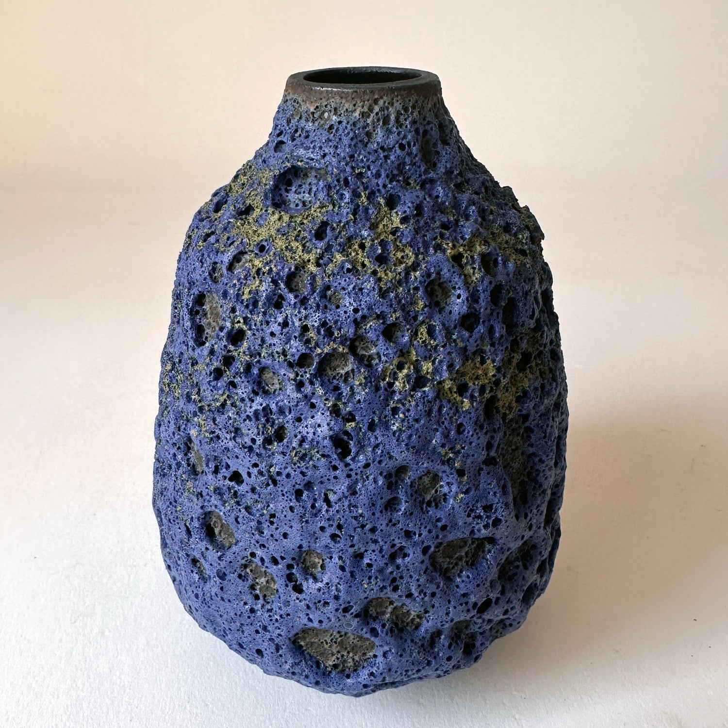 Lava Vase in Cobalt