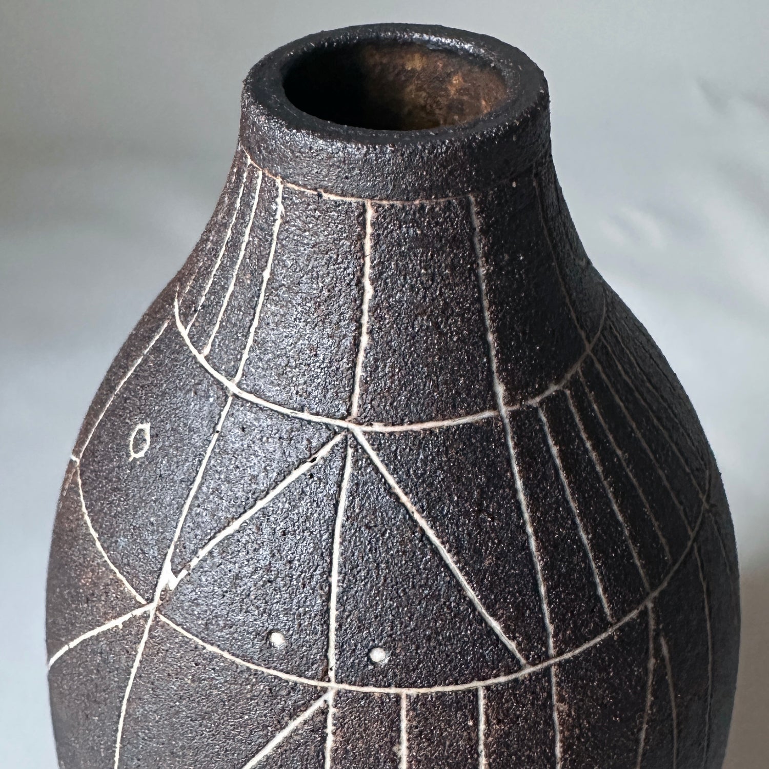 Scribe Vase in Espresso