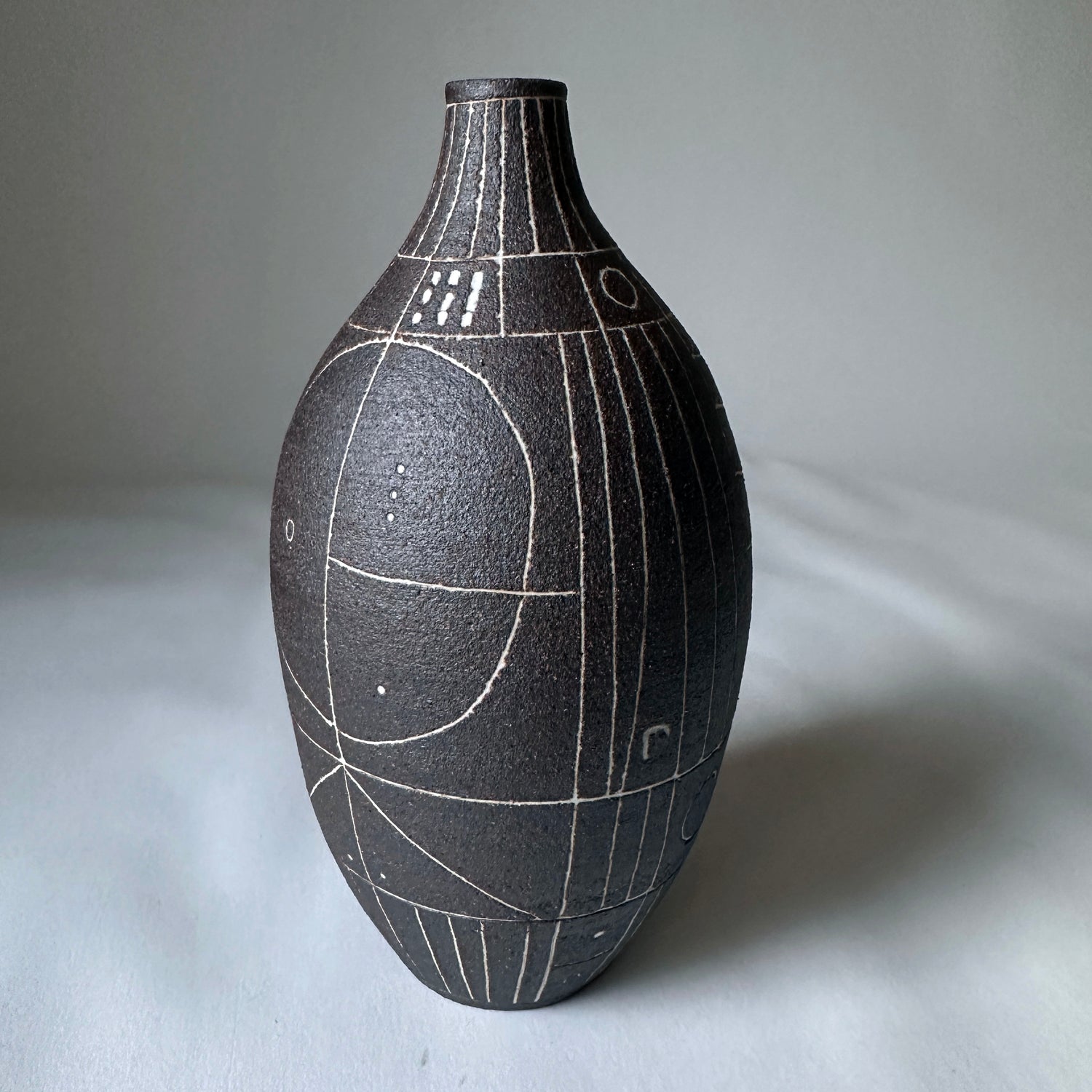 Scribe Vase in Espresso