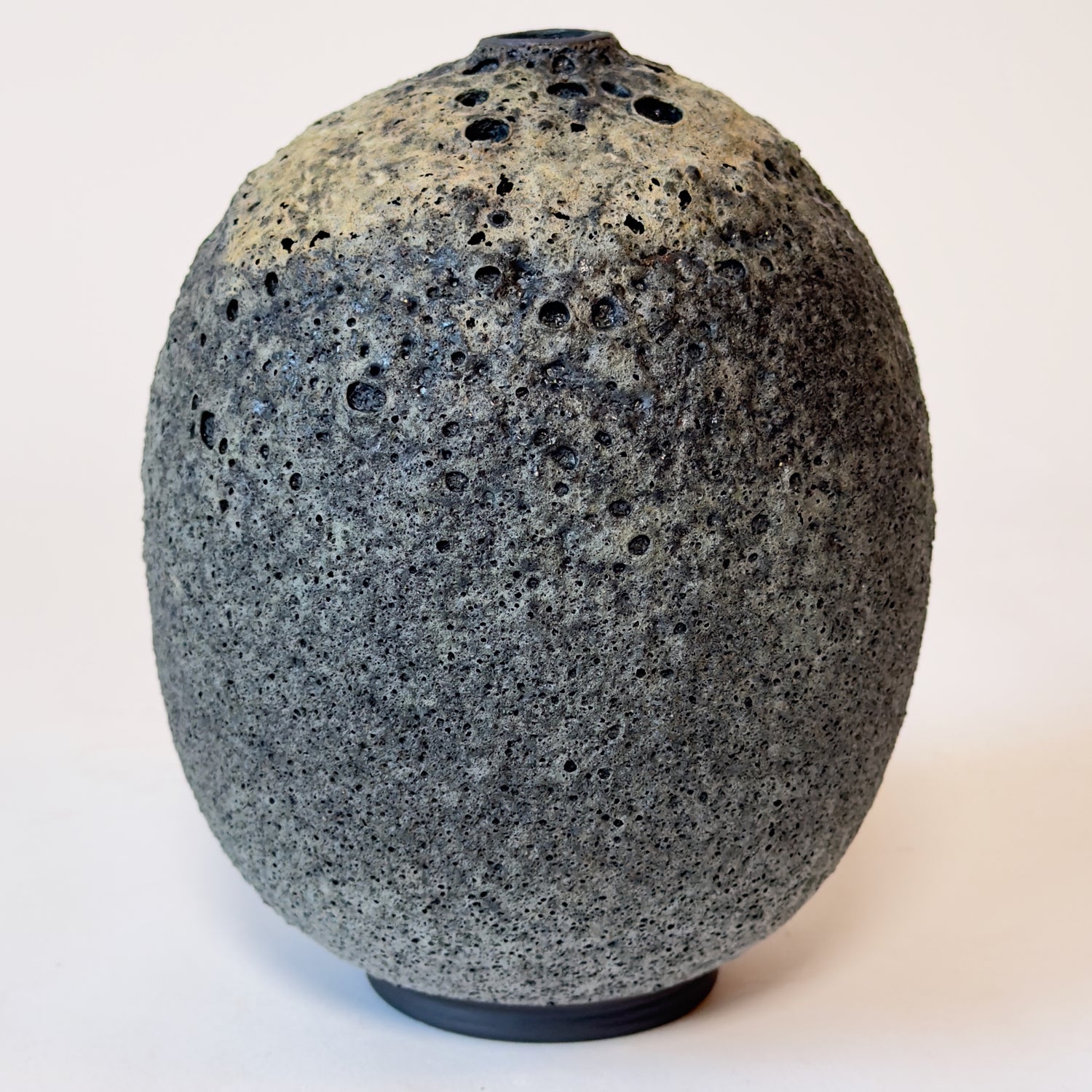 Lava Vase in Greige