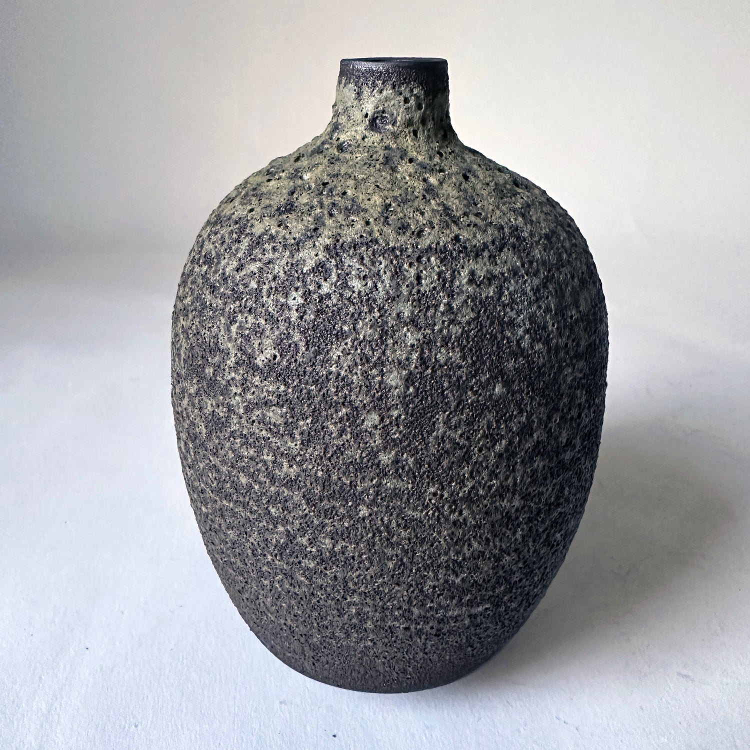Lava Vase in Greige