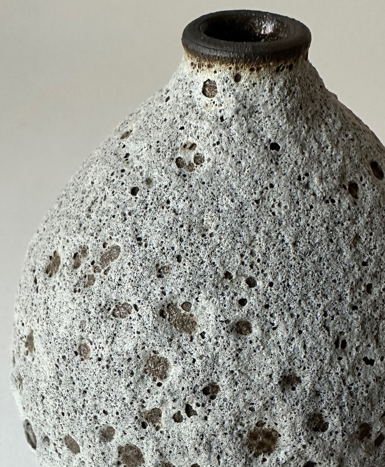 Lava Vase in Mercury