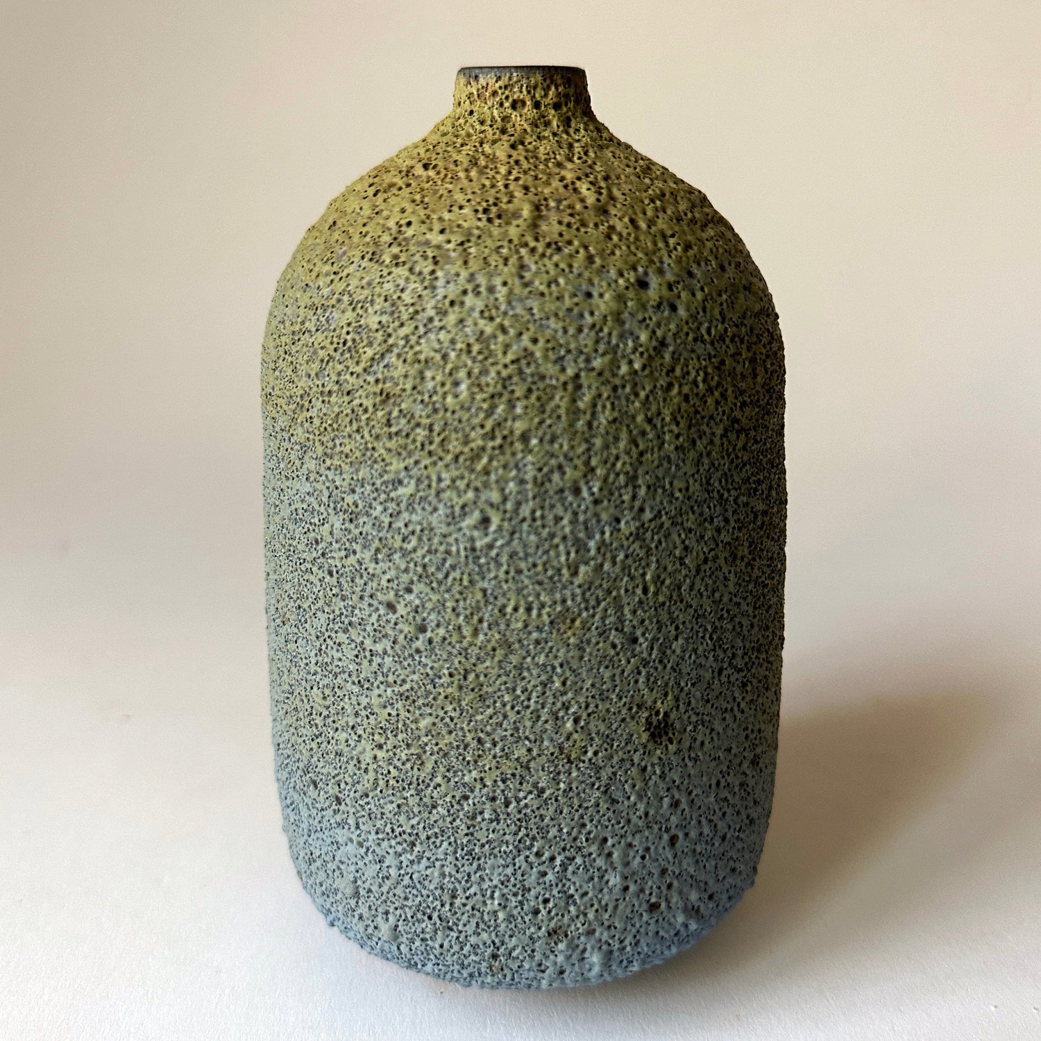 Lava Vase in Blumoss